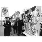 pic8710. Southwark boycott of Shell